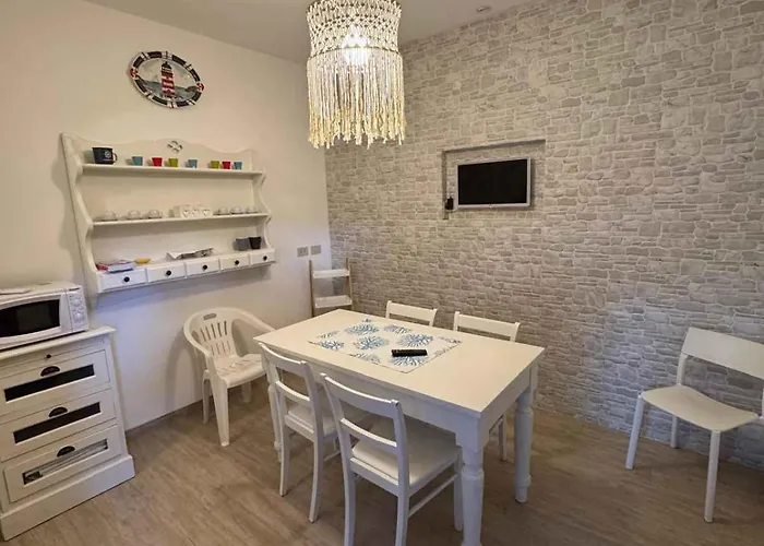 Near In 53889 Апартаменты